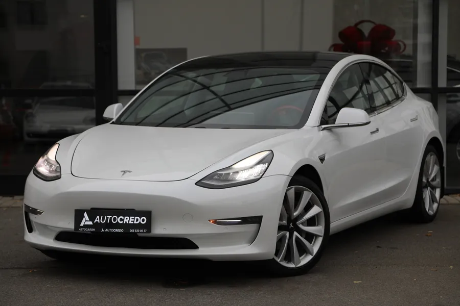 Продажа  Tesla Model 3, 2019р.